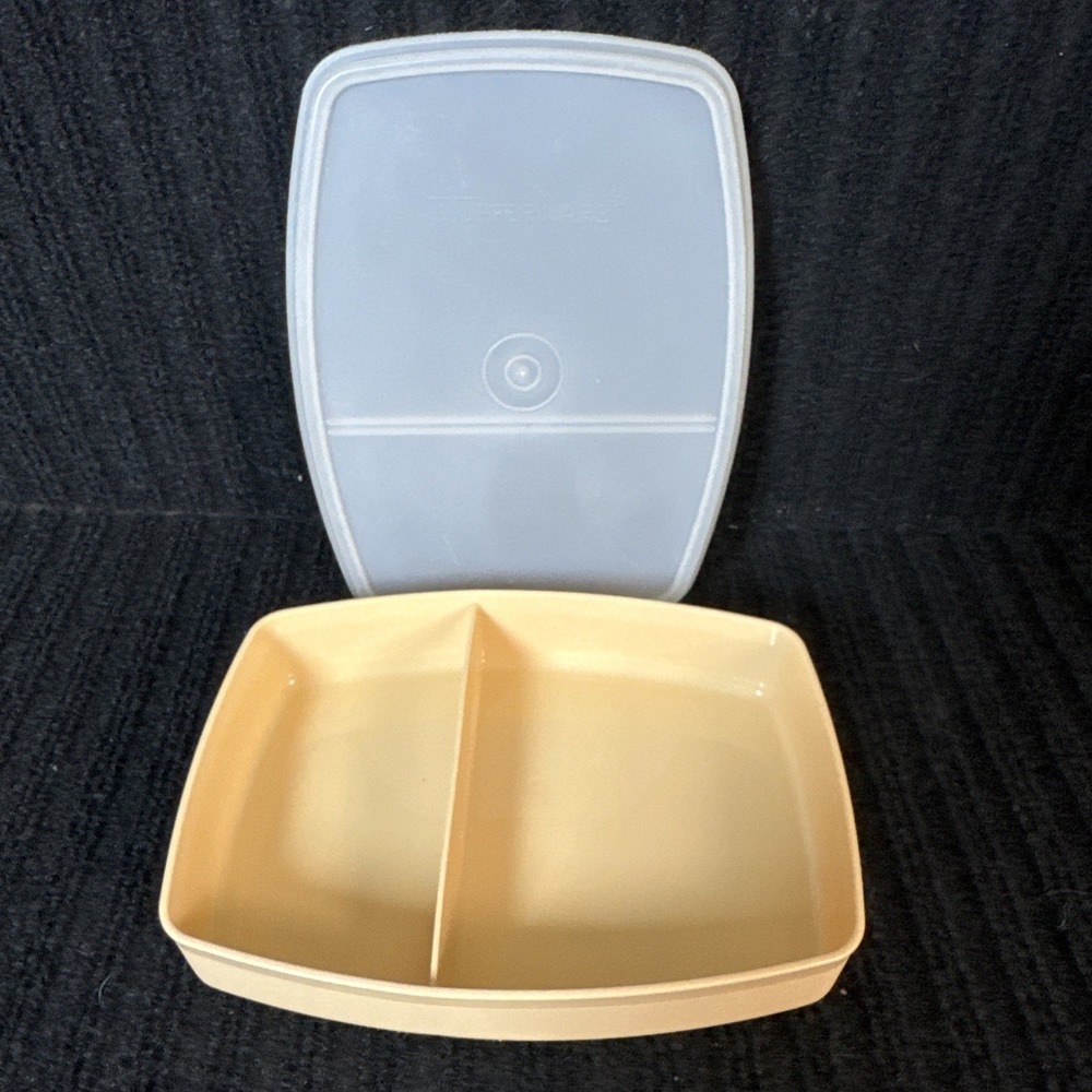 Vintage Tupperware #813 Packette Divided Lunch Container w/ #814 Lid